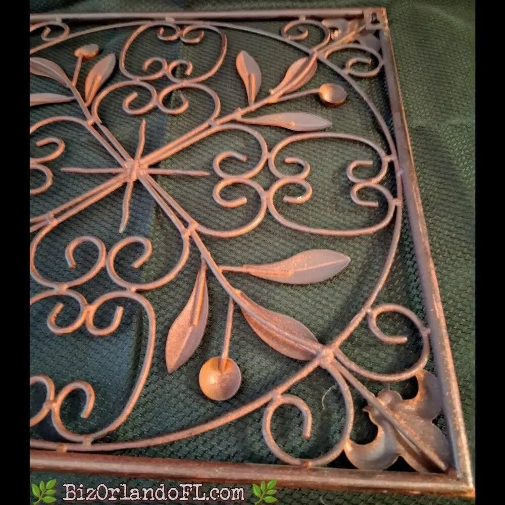 Deco 79 Metal Scroll Home / Wall Decor / Wall Sculpture / Wall Art 14x14 (Brown)